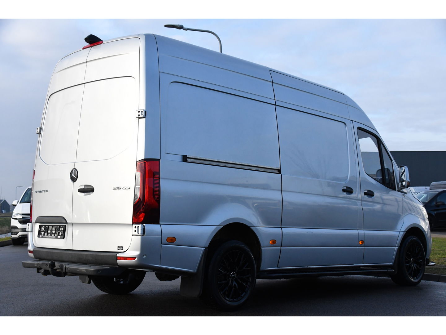 Mercedes-Benz Sprinter 316 2.2 CDI L2H2 PB Edition 360 Camera, Cruise, Carplay, 164pk, Automaat, LED, Stoelverwarming, Standkachel, Trekhaak, Uniek!