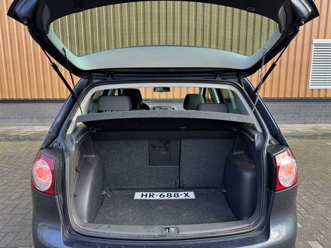 Volkswagen Golf Plus 1.9 TDI Sportline BlueMotion | Handel / Export | Cruise Control | Airconditioning | Trekhaak | Stoelverwarming | Parkeersensoren | Navigatie Voorbereiding | Isofix | Multifunctioneel Stuurwiel |