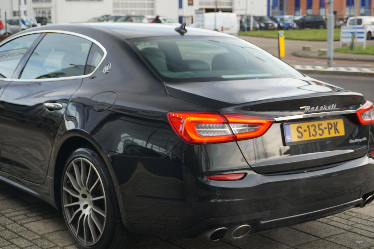 Maserati Quattroporte