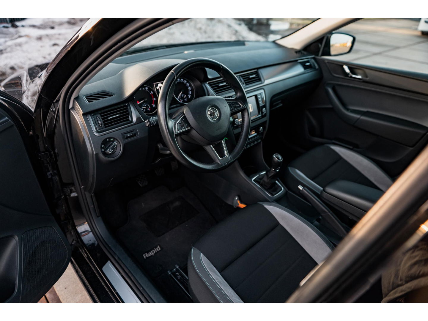 Škoda Rapid Spaceback 1.2 TSI JOY Plus | NAVI | CLIMA | STOELVERW | CRUISE | PDC VOOR + ACHTER | LM VELGEN
