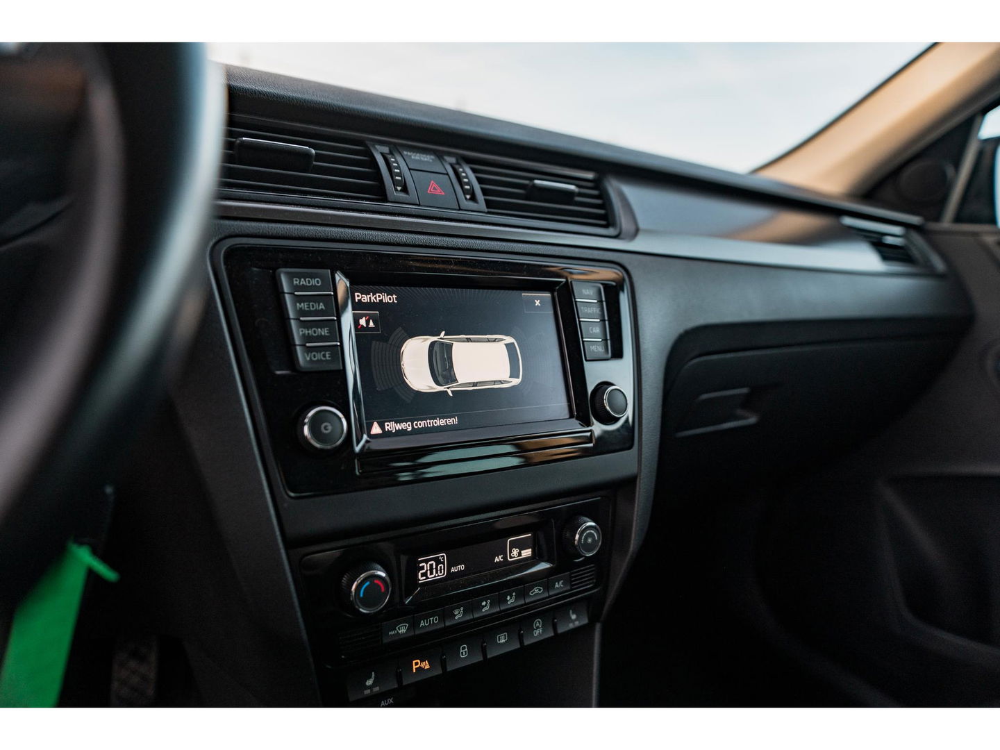 Škoda Rapid Spaceback 1.2 TSI JOY Plus | NAVI | CLIMA | STOELVERW | CRUISE | PDC VOOR + ACHTER | LM VELGEN