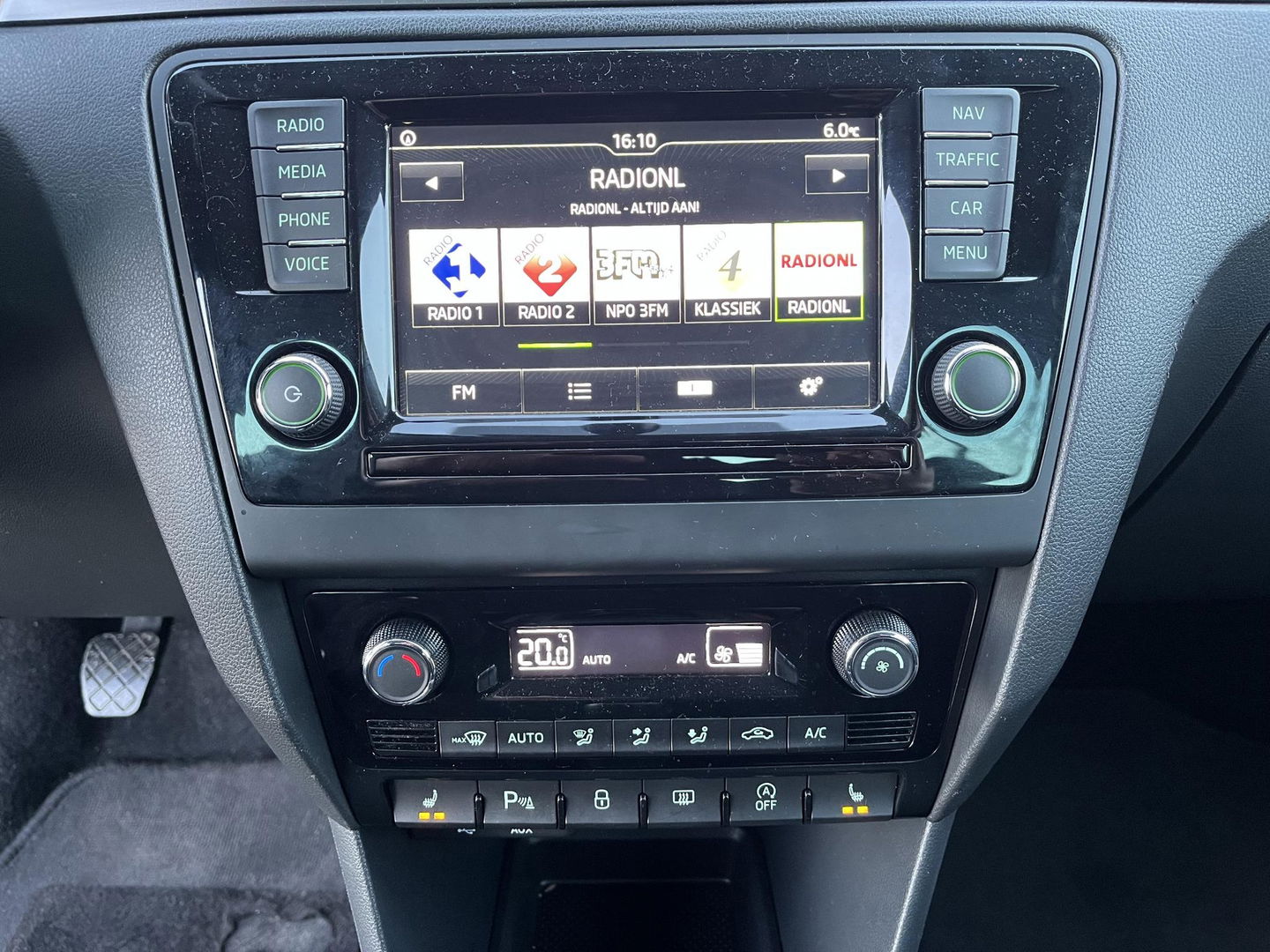 Škoda Rapid Spaceback 1.2 TSI JOY Plus | NAVI | CLIMA | STOELVERW | CRUISE | PDC VOOR + ACHTER | LM VELGEN