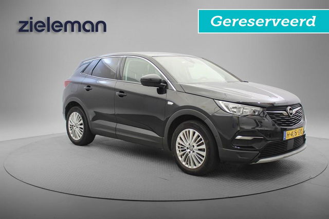 Opel Grandland X - 1.2 Turbo Business Executive Automaat - Carplay, Navi, Cruise, Clima