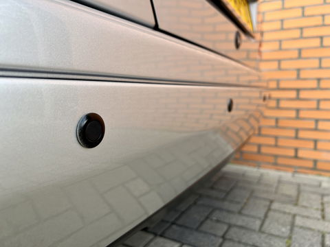 Mercedes-Benz C-Klasse 180 Sport | Schuif - Kanteldak | Stoelverwarming | Parkeersensoren | Elektrische Ramen | Elektrische Spiegels |