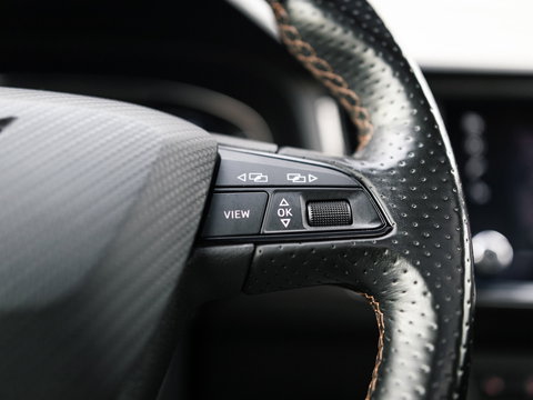 CUPRA Ateca 2.0 TSI 4DRIVE LIMITED AKRA CARBON BREMBO BEATS