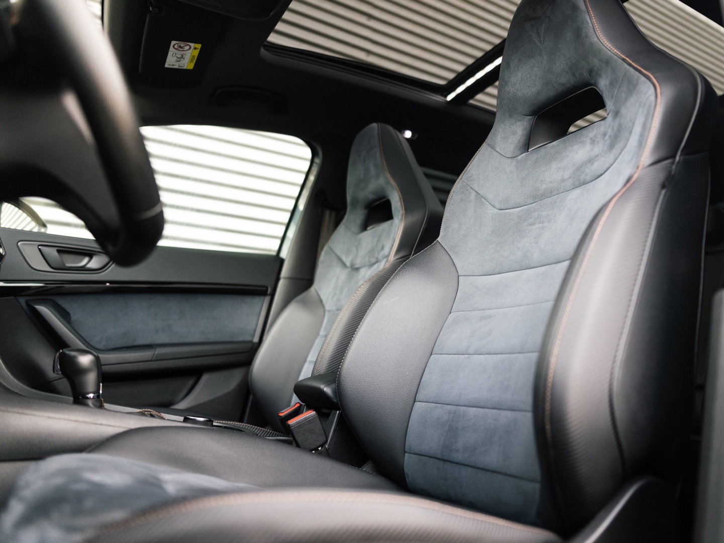 CUPRA Ateca 2.0 TSI 4DRIVE LIMITED AKRA CARBON BREMBO BEATS