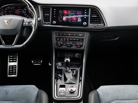 CUPRA Ateca 2.0 TSI 4DRIVE LIMITED AKRA CARBON BREMBO BEATS