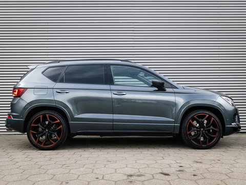 CUPRA Ateca 2.0 TSI 4DRIVE LIMITED AKRA CARBON BREMBO BEATS