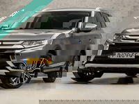 Mitsubishi Outlander Sport - 2.0 150Pk Automaat (APPLE CARPLAY, NAVIGATIE, CLIMATE, STOELVERWARMING, CAMERA, GETINT GLAS, SPORTSTOELEN, CRUISE, KEYLESS, DAB+, NIEUWSTAAT)