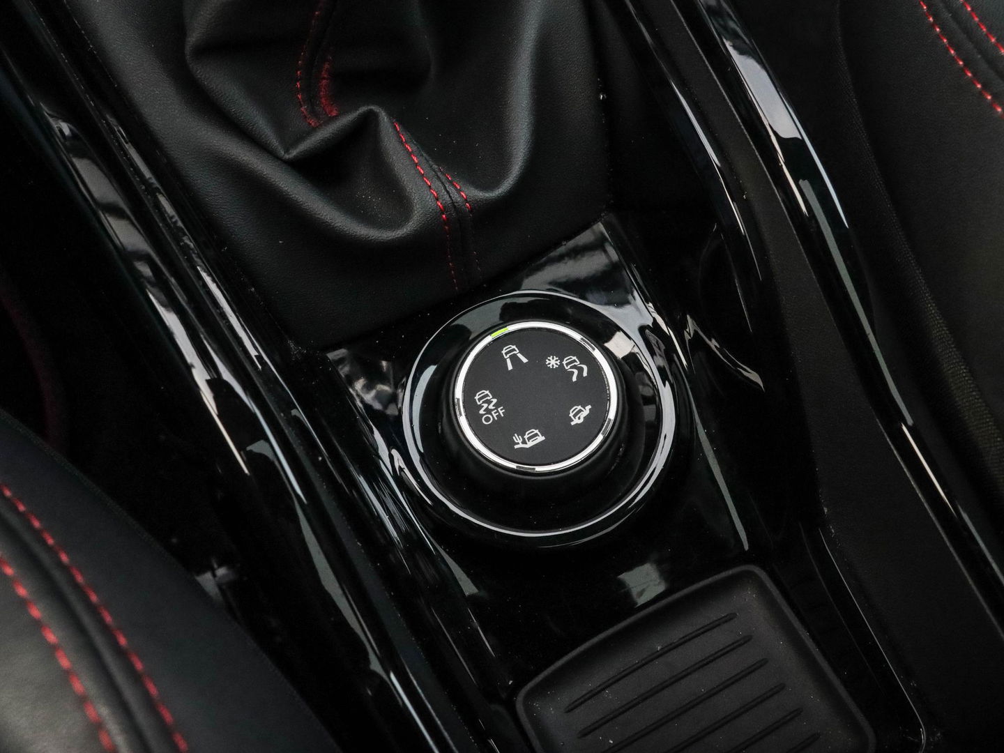 Peugeot 2008 1.2 PureTech GT-line | Trekhaak | Pano | Camera