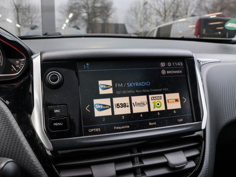 Peugeot 2008 1.2 PureTech GT-line | Trekhaak | Pano | Camera