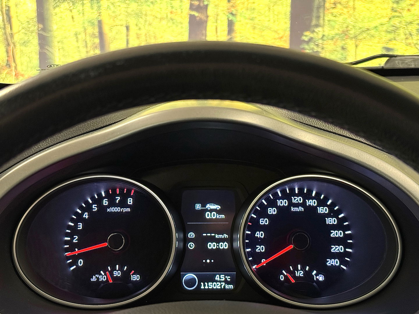 Kia Sportage 1.6 GDI ComfortLine | Stoelverwarming | Achterbankverwarming | Afneembare Trekhaak | Camera | Navigatie | Parkeersensoren | Isofix | Bluetooth | 17" Lichtmetaal |