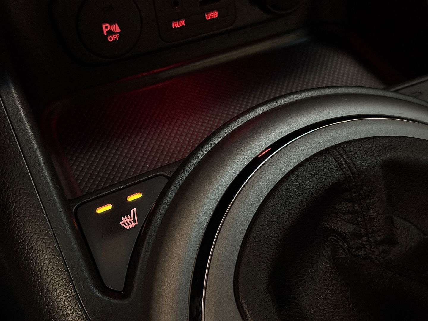 Kia Sportage 1.6 GDI ComfortLine | Stoelverwarming | Achterbankverwarming | Afneembare Trekhaak | Camera | Navigatie | Parkeersensoren | Isofix | Bluetooth | 17" Lichtmetaal |