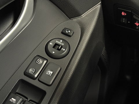 Kia Sportage 1.6 GDI ComfortLine | Stoelverwarming | Achterbankverwarming | Afneembare Trekhaak | Camera | Navigatie | Parkeersensoren | Isofix | Bluetooth | 17" Lichtmetaal |