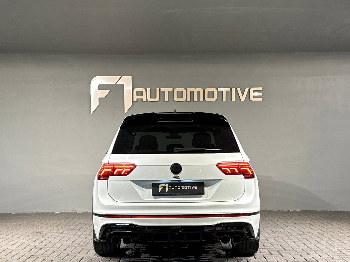 Volkswagen Tiguan 2.0 TSI R 75 Edition 4Matic Pano|HuD|Memory