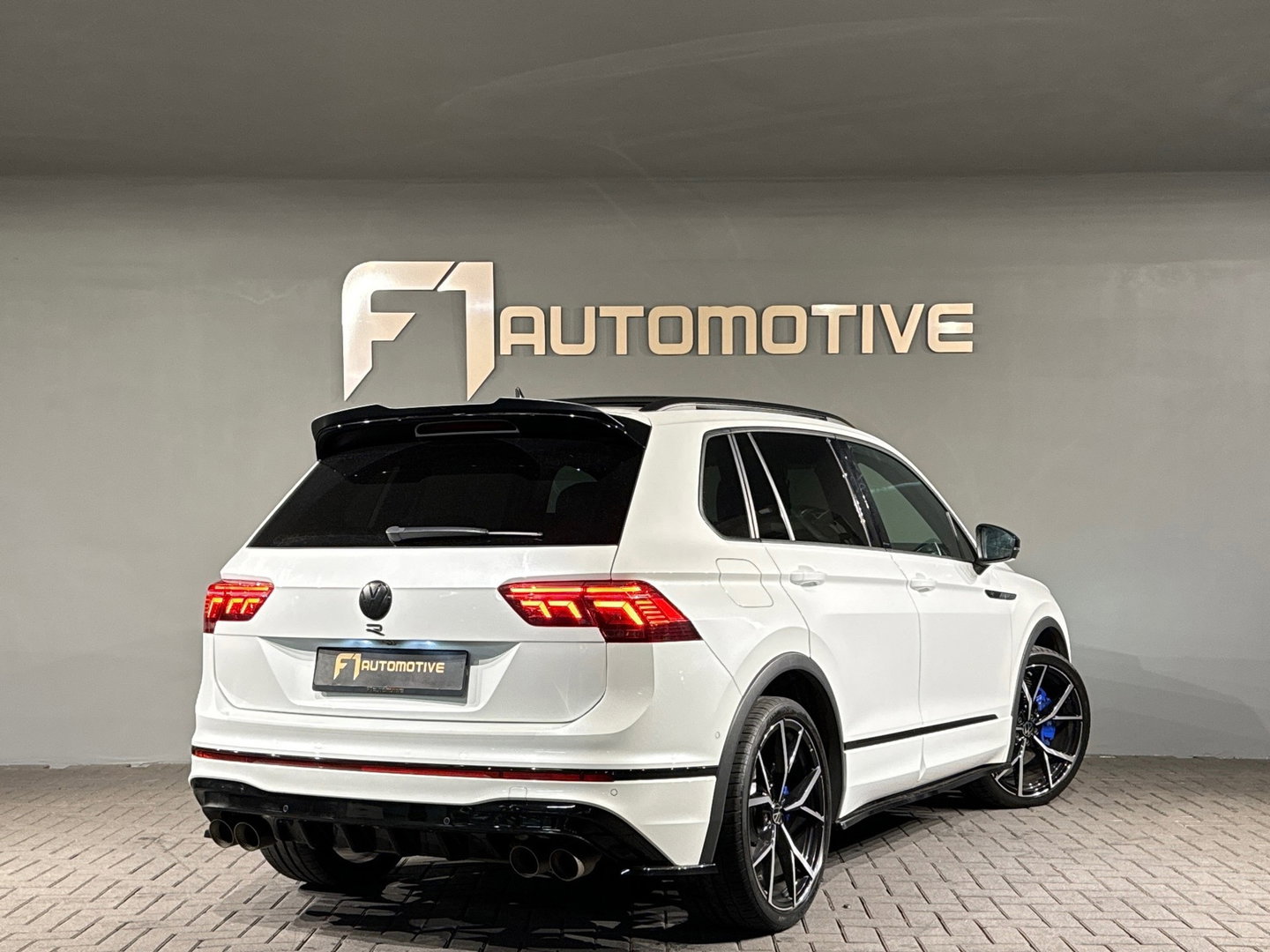 Volkswagen Tiguan 2.0 TSI R 75 Edition 4Matic Pano|HuD|Memory