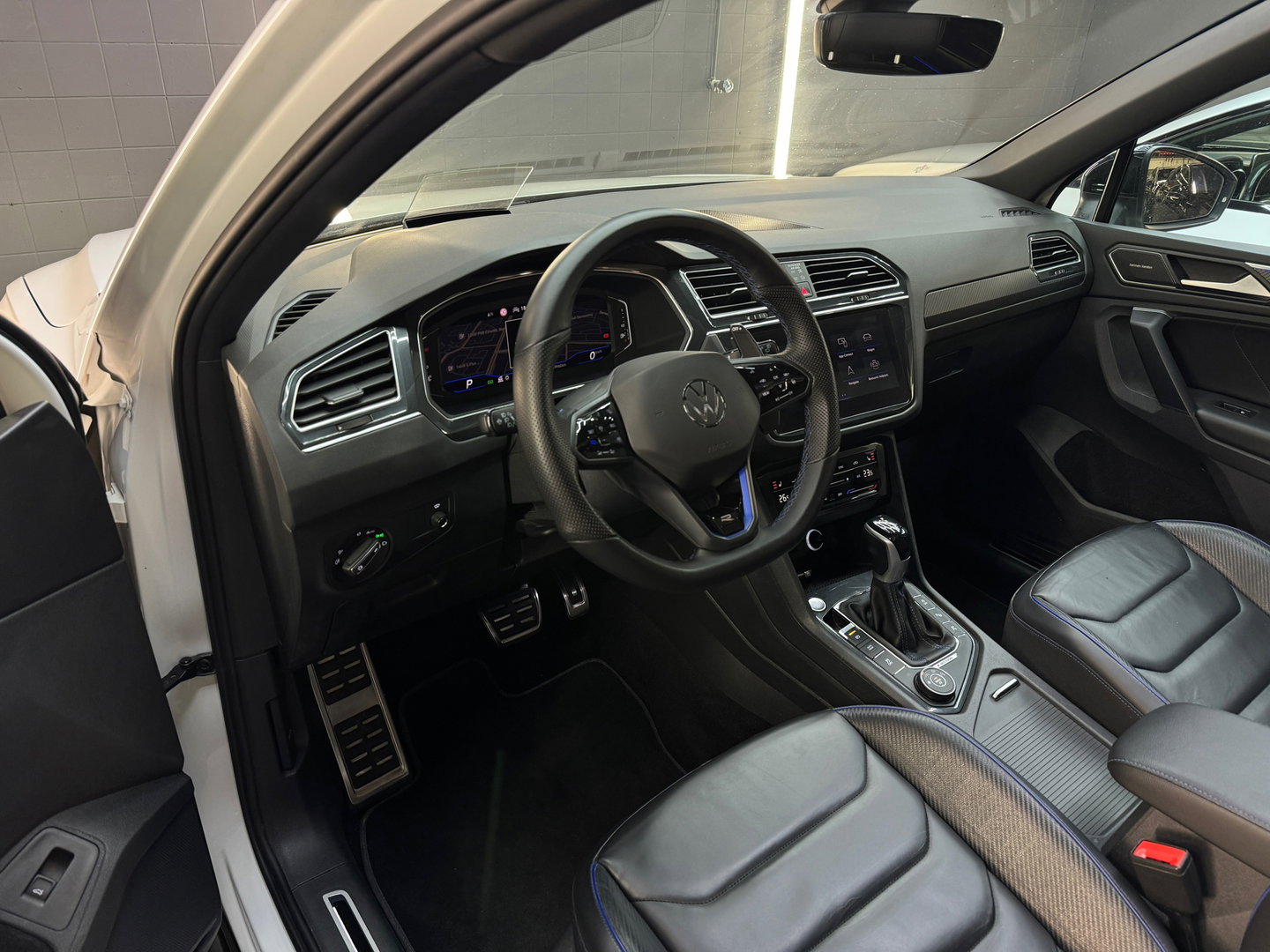 Volkswagen Tiguan 2.0 TSI R 75 Edition 4Matic Pano|HuD|Memory