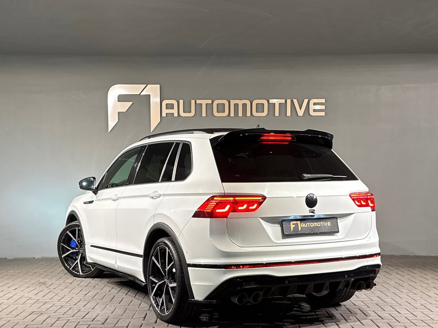 Volkswagen Tiguan 2.0 TSI R 75 Edition 4Matic Pano|HuD|Memory