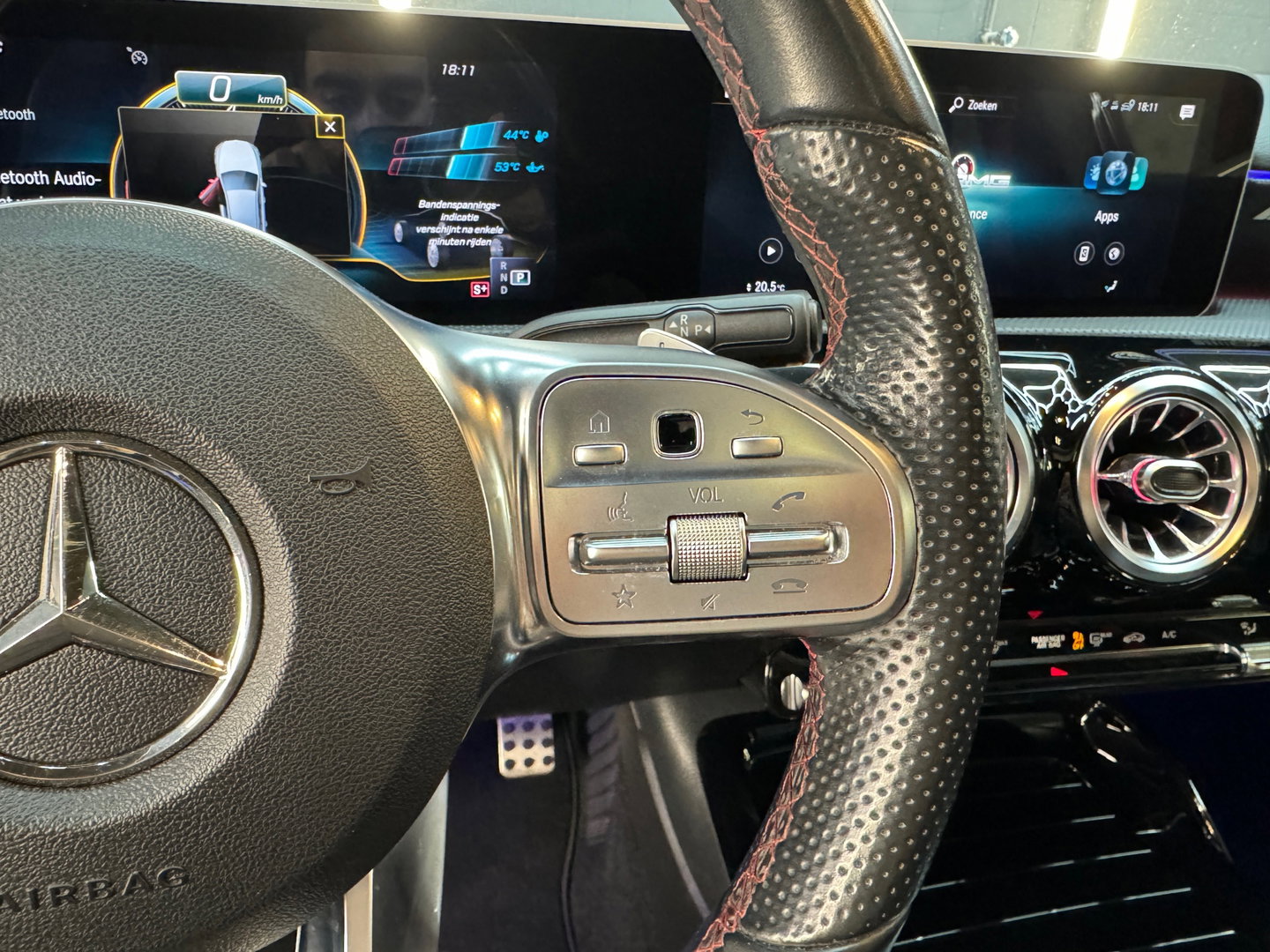 Mercedes-Benz A-Klasse AMG 35 4MATIC Pano|Aero|Sfeer|Night