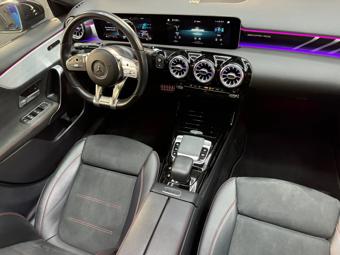 Mercedes-Benz A-Klasse AMG 35 4MATIC Pano|Aero|Sfeer|Night