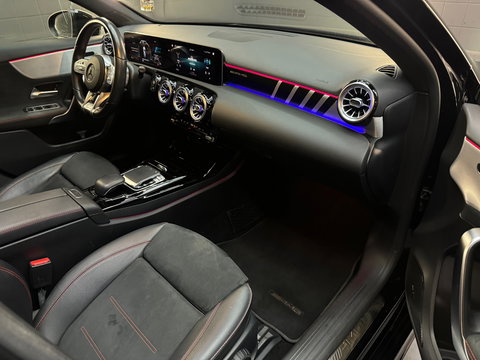 Mercedes-Benz A-Klasse AMG 35 4MATIC Pano|Aero|Sfeer|Night