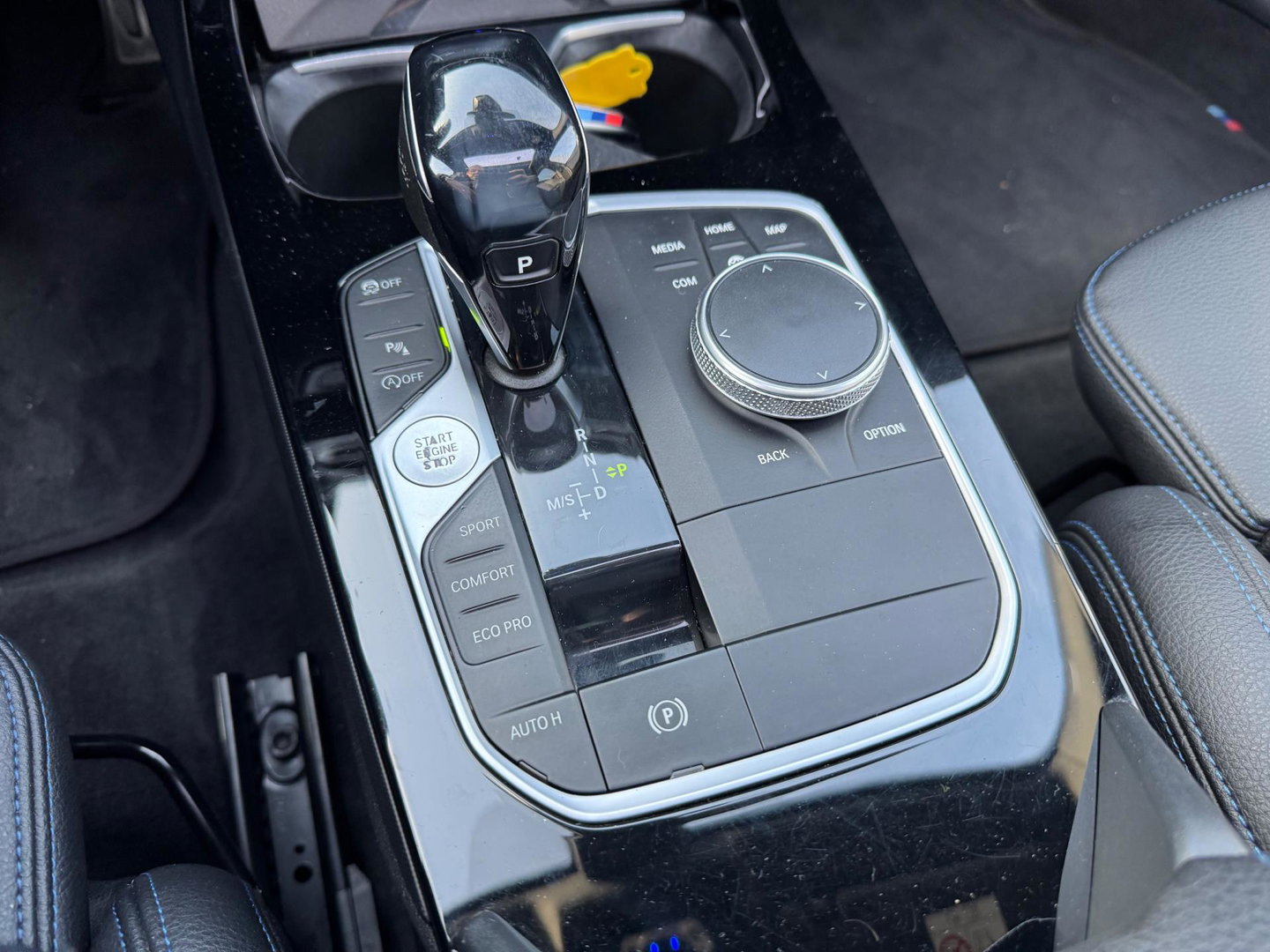 BMW 1-serie 118i High Executive Automaat panorama Led Navigatie