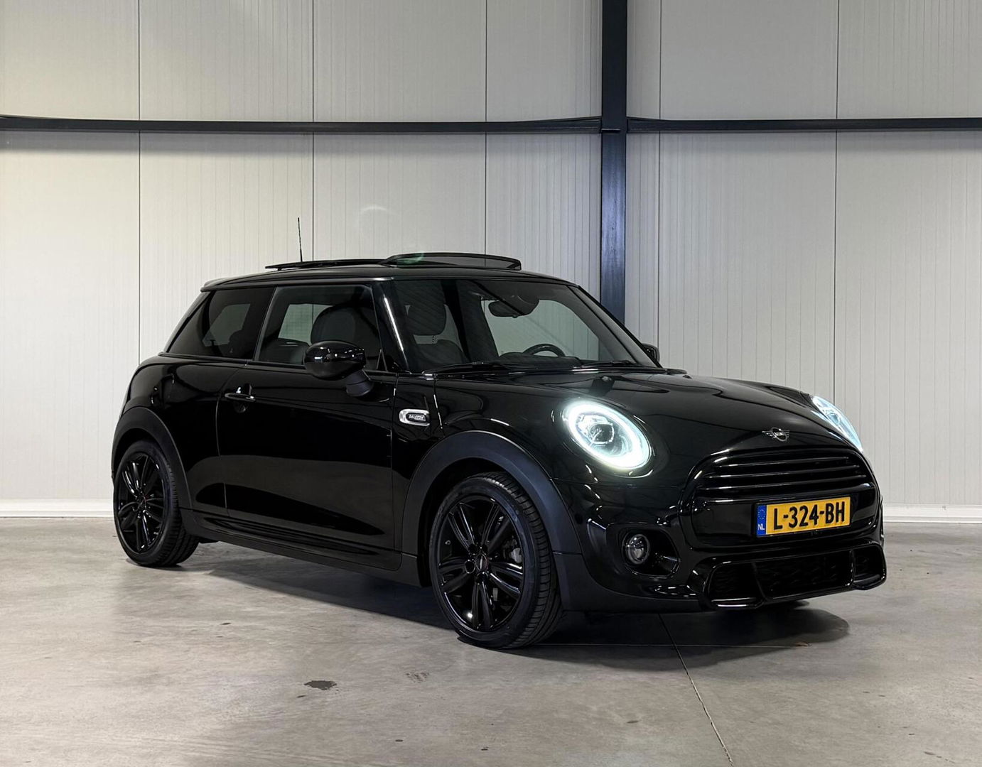 MINI Cooper Mini 1.5 136PK Dalston edition JCW-pack Pano Carplay