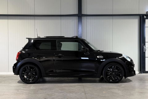 MINI Cooper Mini 1.5 136PK Dalston edition JCW-pack Pano Carplay