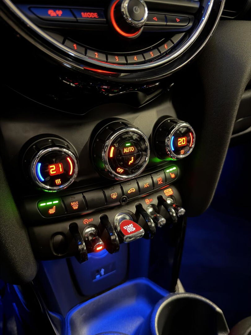 MINI Cooper Mini 1.5 136PK Dalston edition JCW-pack Pano Carplay