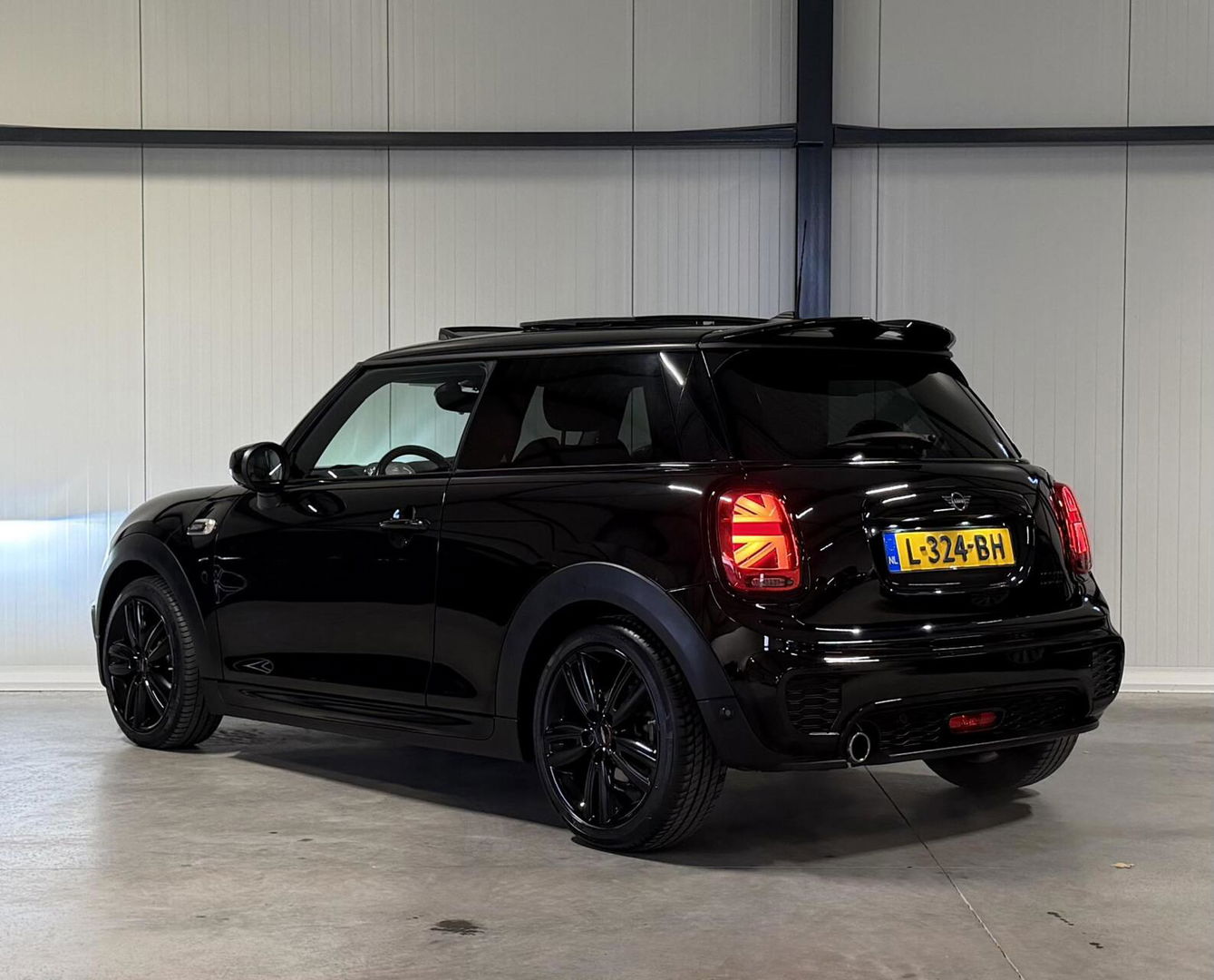 MINI Cooper Mini 1.5 136PK Dalston edition JCW-pack Pano Carplay
