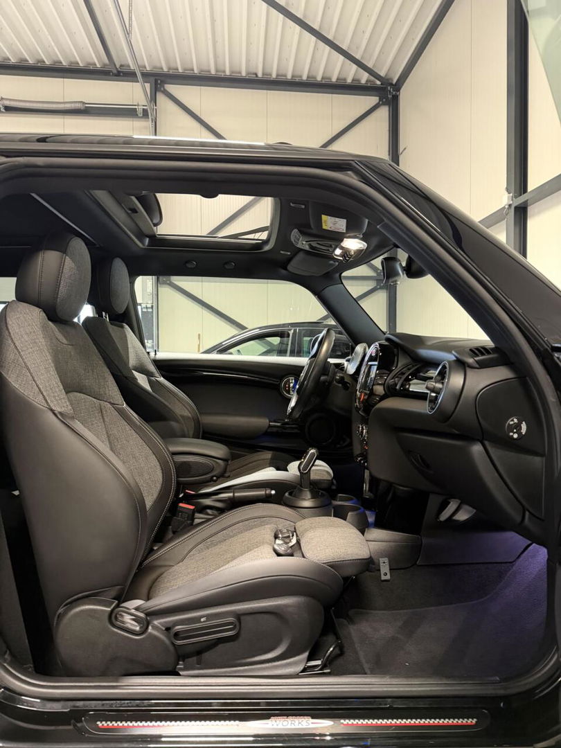 MINI Cooper Mini 1.5 136PK Dalston edition JCW-pack Pano Carplay
