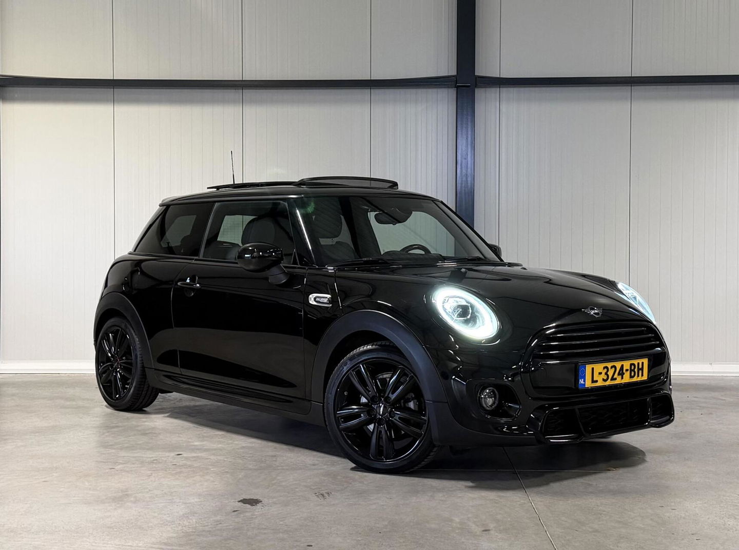 MINI Cooper Mini 1.5 136PK Dalston edition JCW-pack Pano Carplay