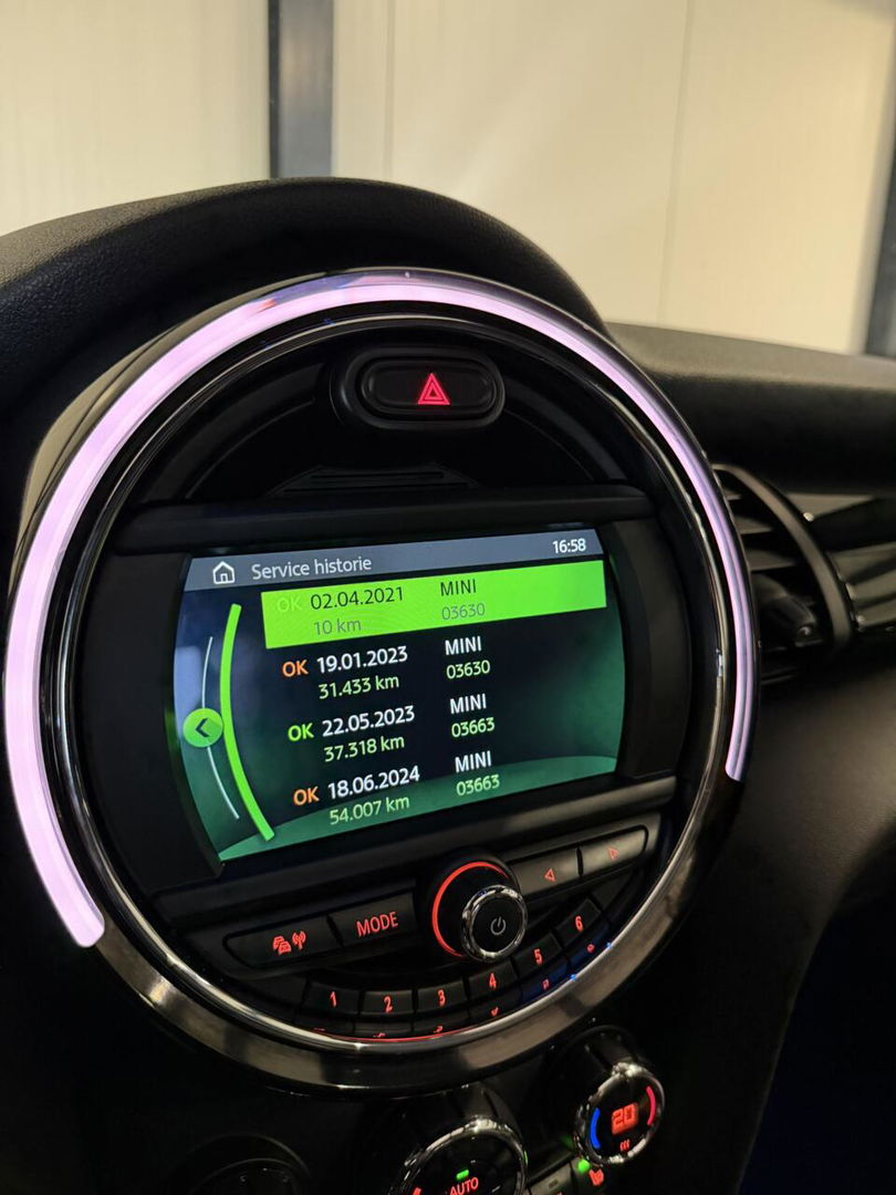 MINI Cooper Mini 1.5 136PK Dalston edition JCW-pack Pano Carplay