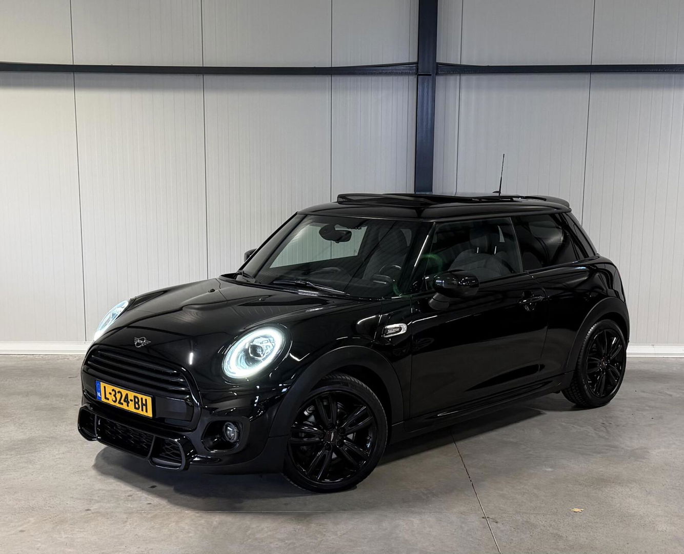 MINI Cooper Mini 1.5 136PK Dalston edition JCW-pack Pano Carplay