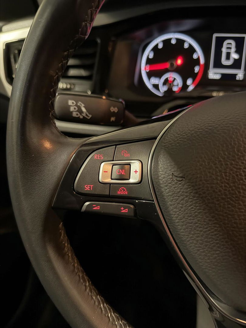 Volkswagen Polo 1.0 TSI DSG Climate Carplay Stoelverwarming
