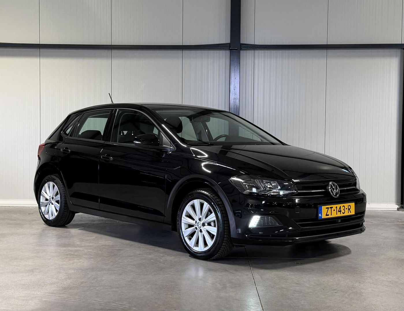 Volkswagen Polo 1.0 TSI DSG Climate Carplay Stoelverwarming