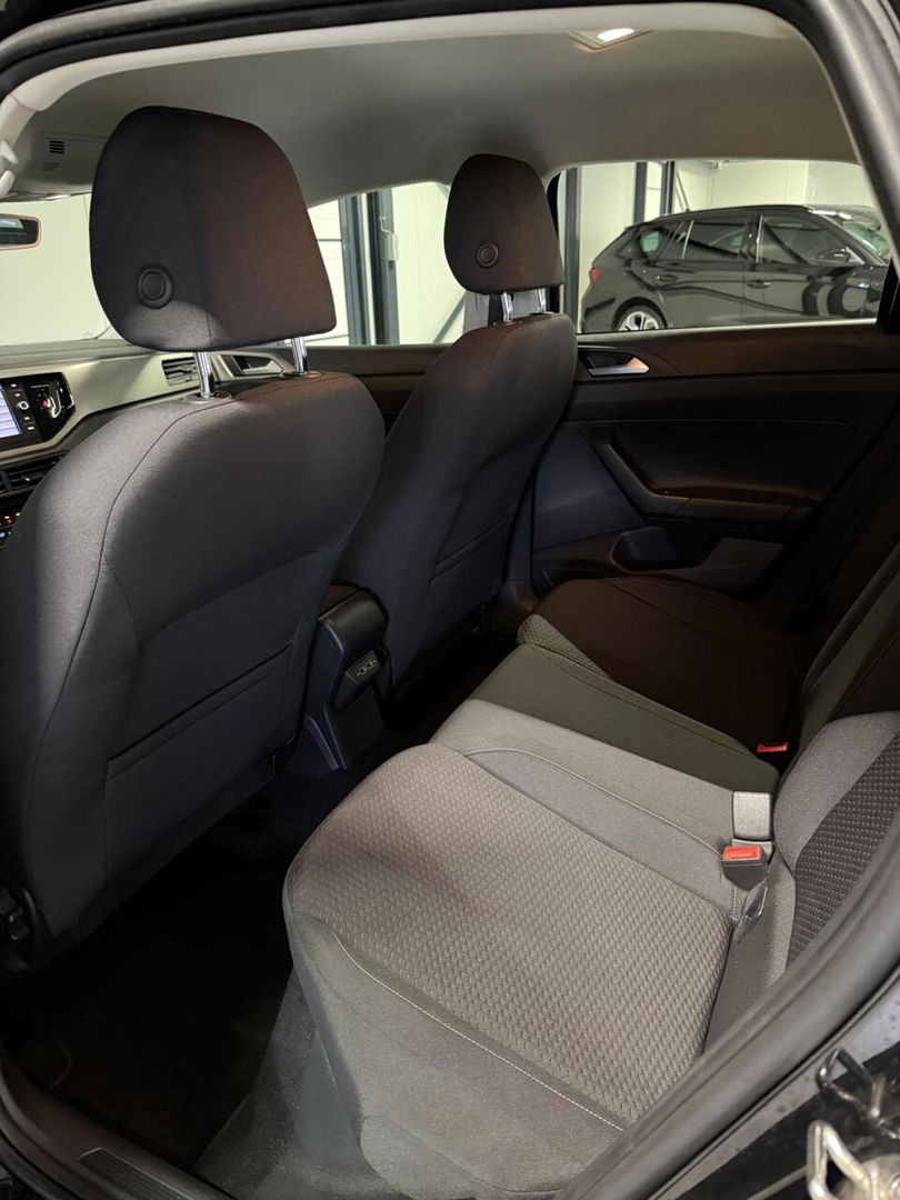 Volkswagen Polo 1.0 TSI DSG Climate Carplay Stoelverwarming