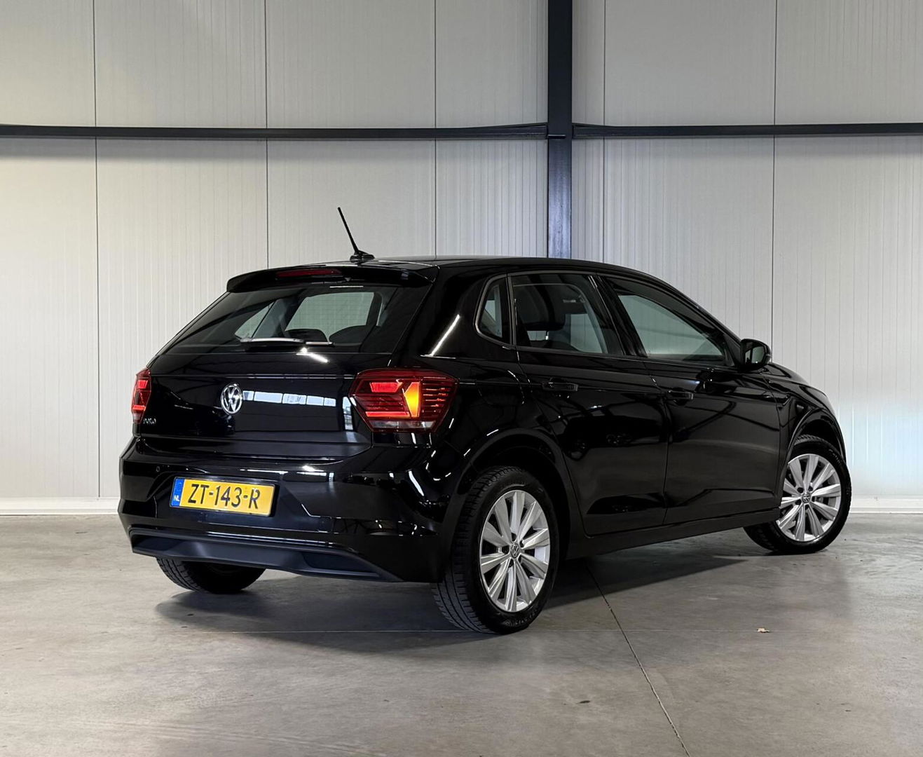 Volkswagen Polo 1.0 TSI DSG Climate Carplay Stoelverwarming
