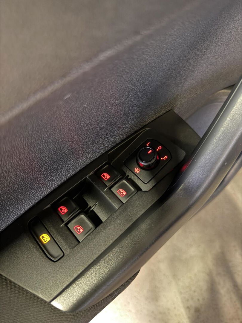 Volkswagen Polo 1.0 TSI DSG Climate Carplay Stoelverwarming