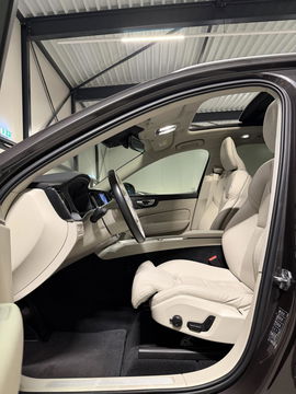 Volvo XC60 2.0 Recharge T6 AWD Inscription Pano H&K Trekhaak