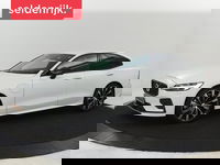 Volvo S60 - 2.0 Recharge T6 AWD R-Design | Stoelverwarming | Adaptive cruise | Harman/Kardon | Camera | Half leder | Sportstoelen | Keyless | Carplay | Navigatie | PHEV | Plug In