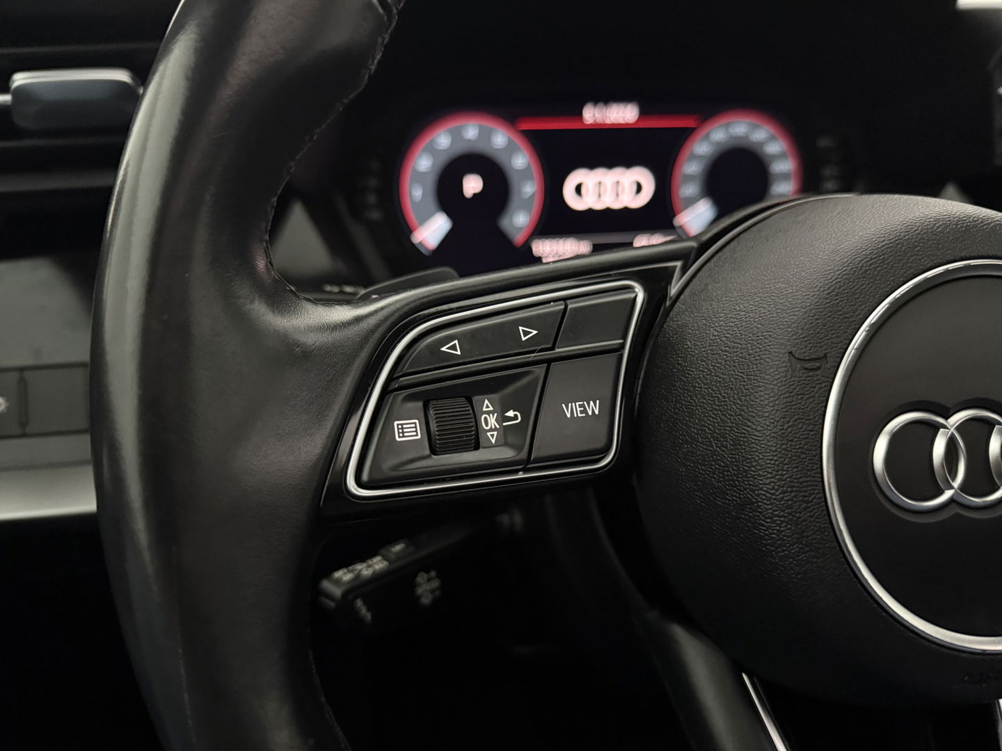 Audi A3 35 TFSI Pro Line | Pano | Virtual | Camera | Carplay | Navi | Stoelverw. | Keyless | NAP