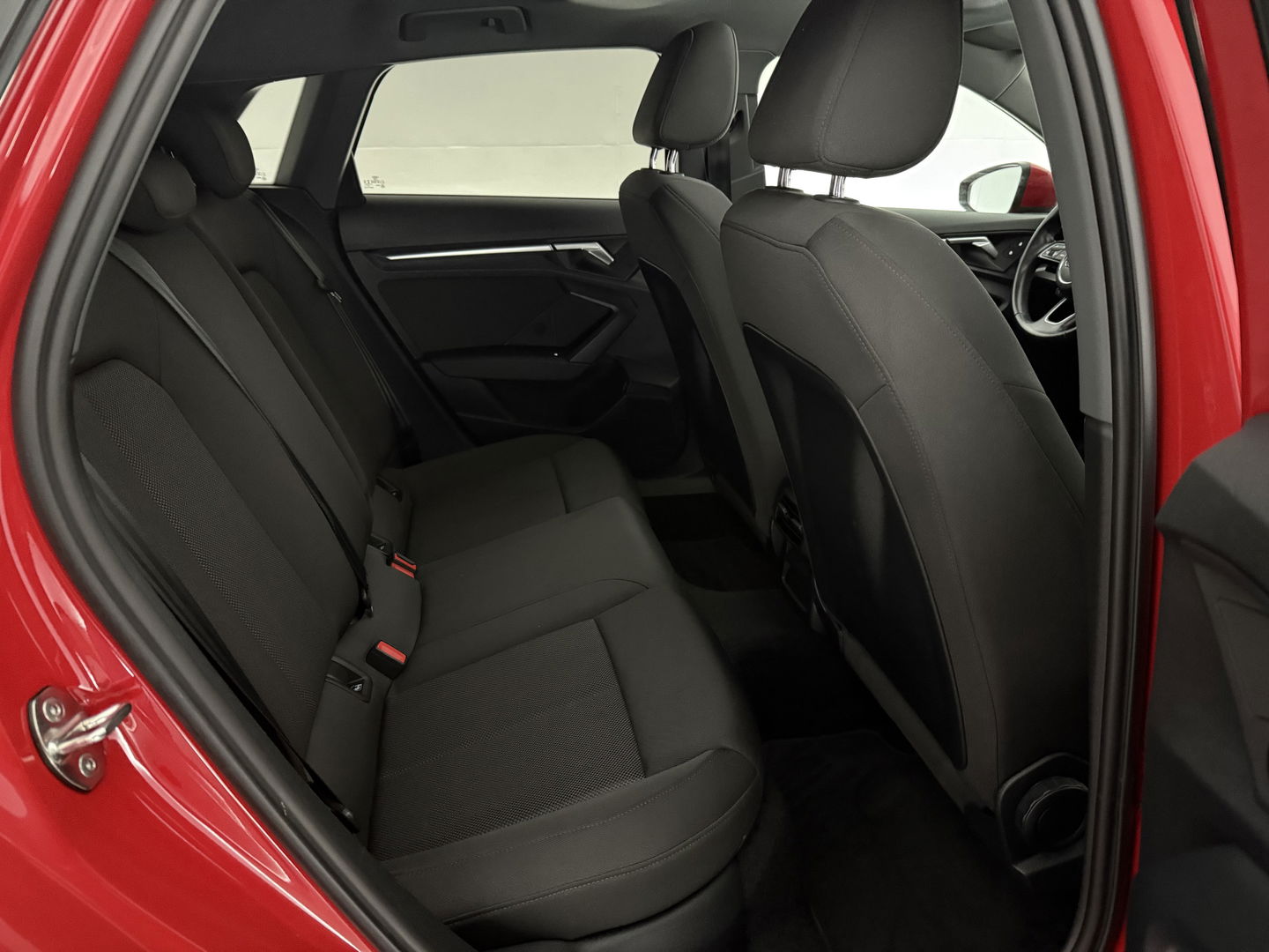 Audi A3 35 TFSI Pro Line | Pano | Virtual | Camera | Carplay | Navi | Stoelverw. | Keyless | NAP