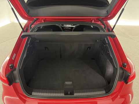 Audi A3 35 TFSI Pro Line | Pano | Virtual | Camera | Carplay | Navi | Stoelverw. | Keyless | NAP