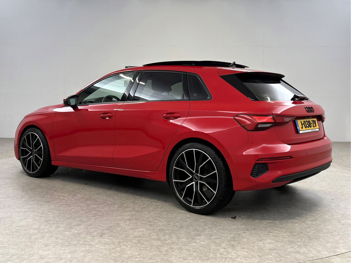 Audi A3 35 TFSI Pro Line | Pano | Virtual | Camera | Carplay | Navi | Stoelverw. | Keyless | NAP