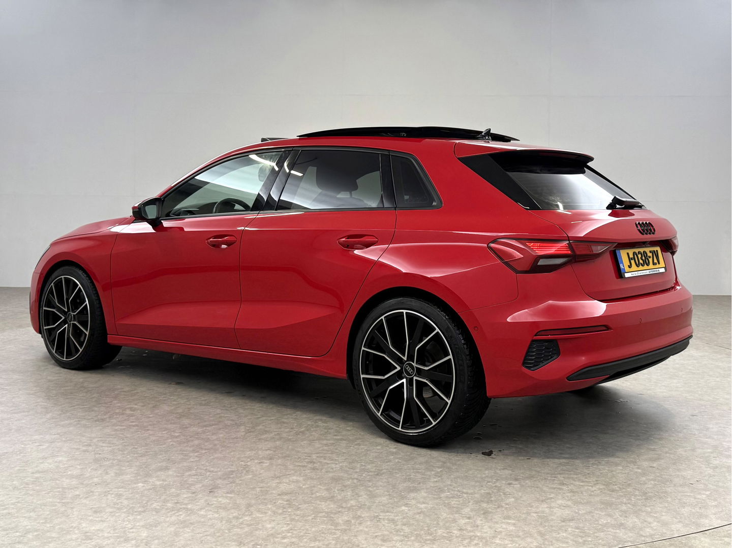 Audi A3 35 TFSI Pro Line | Pano | Virtual | Camera | Carplay | Navi | Stoelverw. | Keyless | NAP