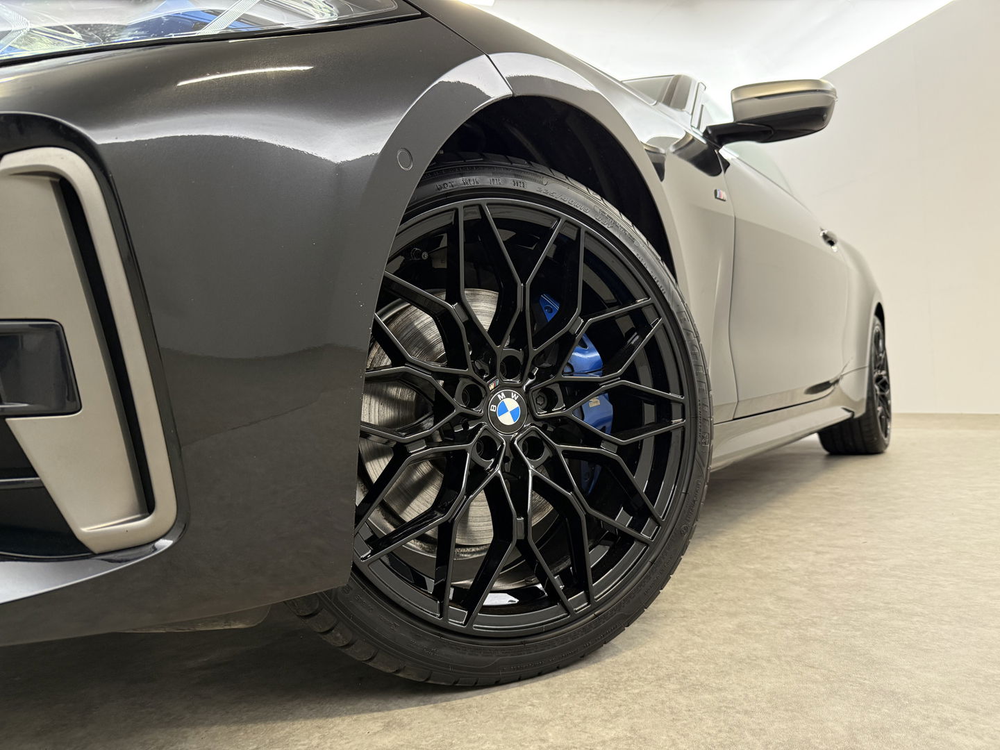 BMW 4 Serie M440i xDrive 374PK M-pakket High Executive | Cabrio | BMW Laser | Memory | Curved Display | H/K | HuD | Sfeer | 360°