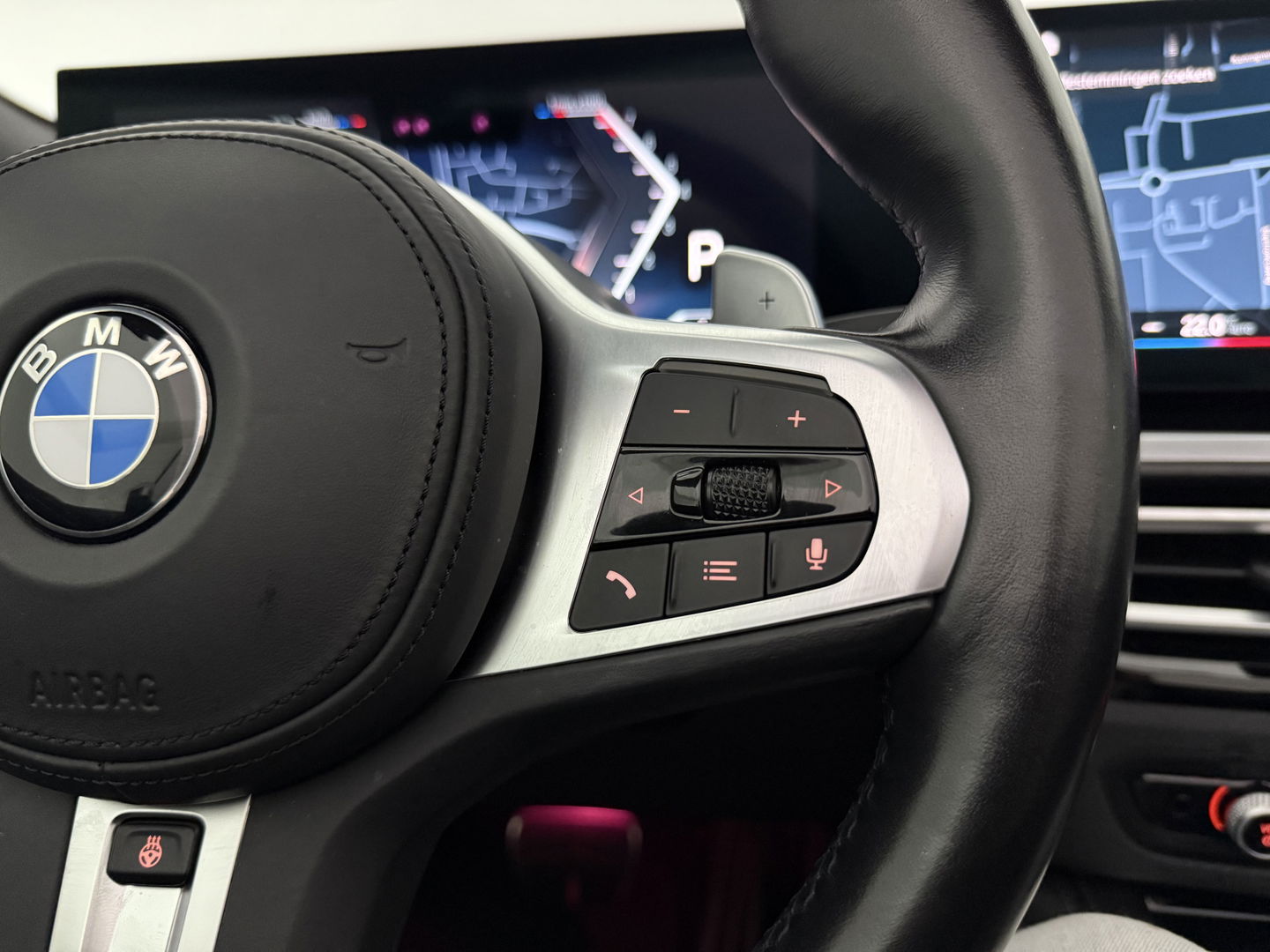 BMW 4 Serie M440i xDrive 374PK M-pakket High Executive | Cabrio | BMW Laser | Memory | Curved Display | H/K | HuD | Sfeer | 360°