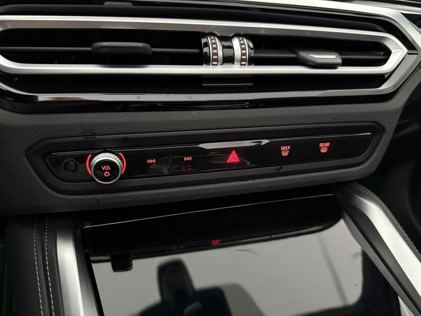 BMW 4 Serie M440i xDrive 374PK M-pakket High Executive | Cabrio | BMW Laser | Memory | Curved Display | H/K | HuD | Sfeer | 360°