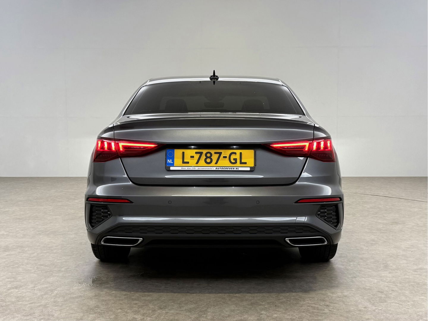 Audi A3 30TFSI S-Line | Virtual | Carplay | Stoelverw. | Navi | Parkeersens. | NAP